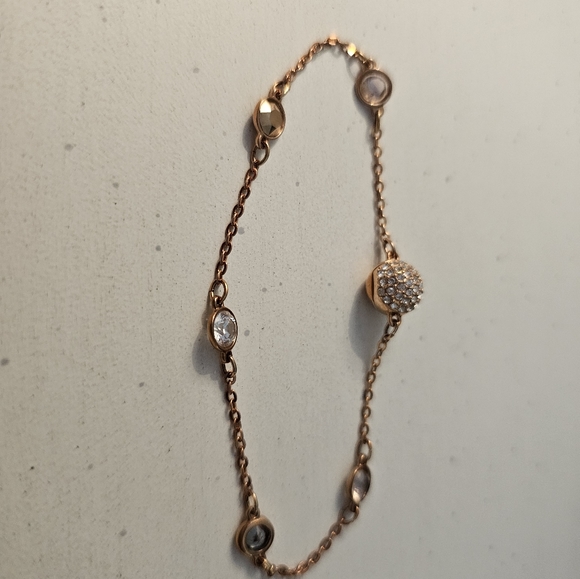 Pandora Bracelet - Picture 2 of 2